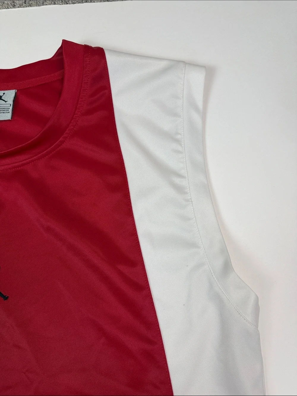 Nike Air Jordan Men’s XL Sleeveless Basketball Jersey Top Athletic Performance